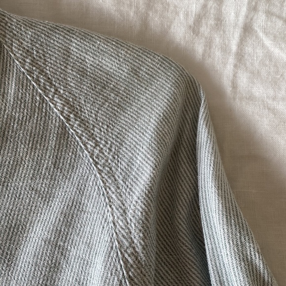 Wilfred free button up - Picture 7 of 7